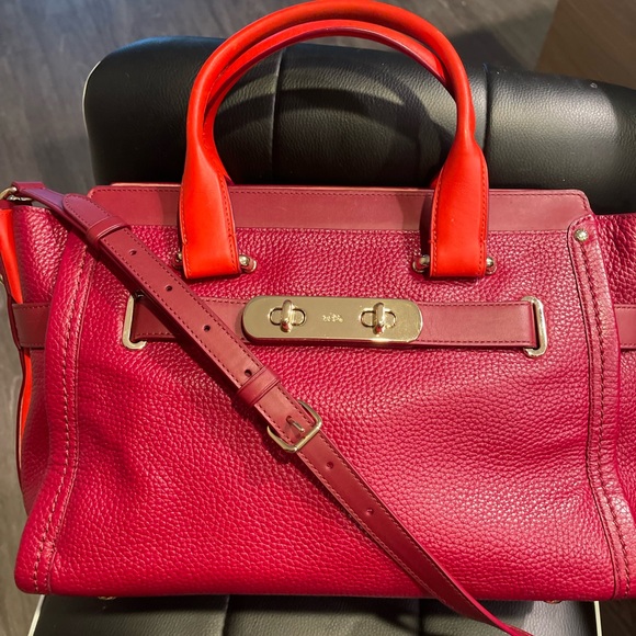 🔥Just In🔥 NWOT - COACH Swagger 33 Carryall Colorblock - Picture 13 of 14